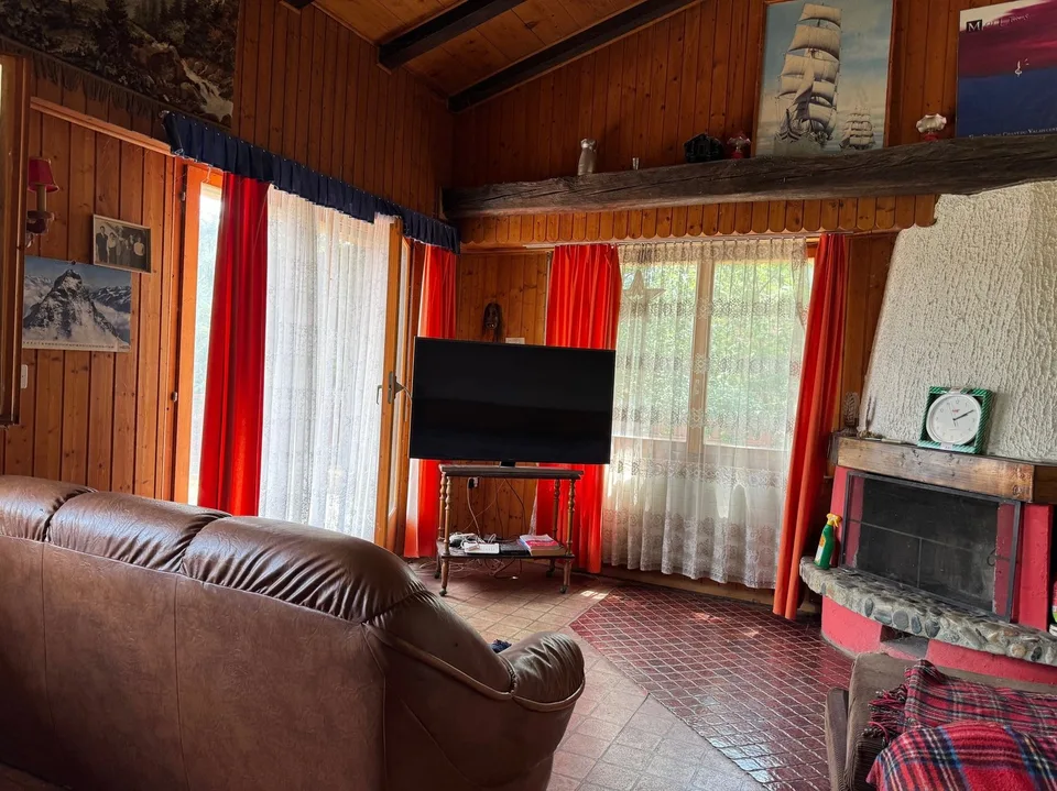 Maison /4.5 pces /Nécessite complète rénovation / Mollens /EXCLUSIVITE