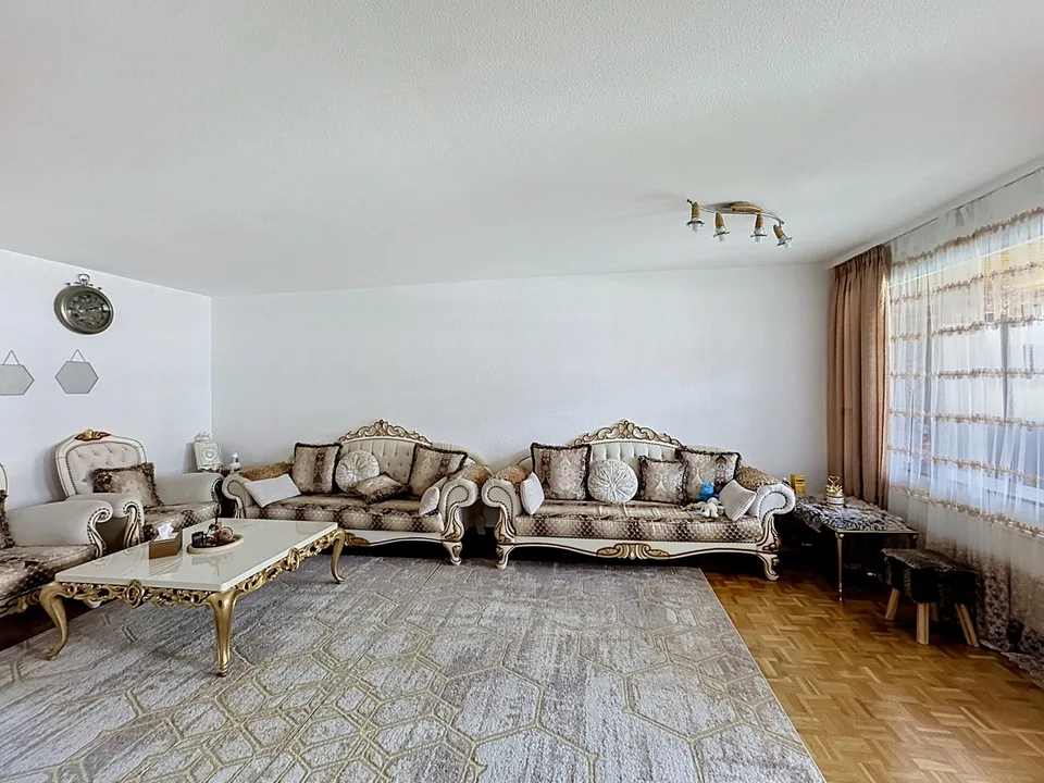 Appartement lumineux et proche des commodités avec loggia/balcon