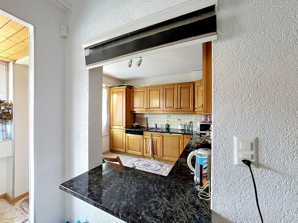 Appartement lumineux et proche des commodités avec loggia/balcon