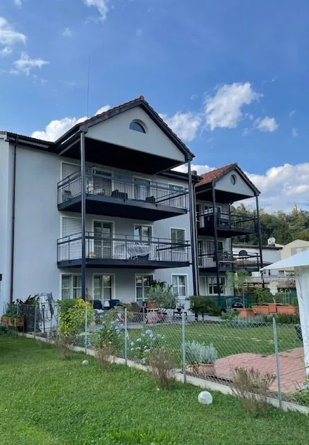 Prächtige 4.5-Zimmer-Wohnung mit Balkon in Pambio-Noranco