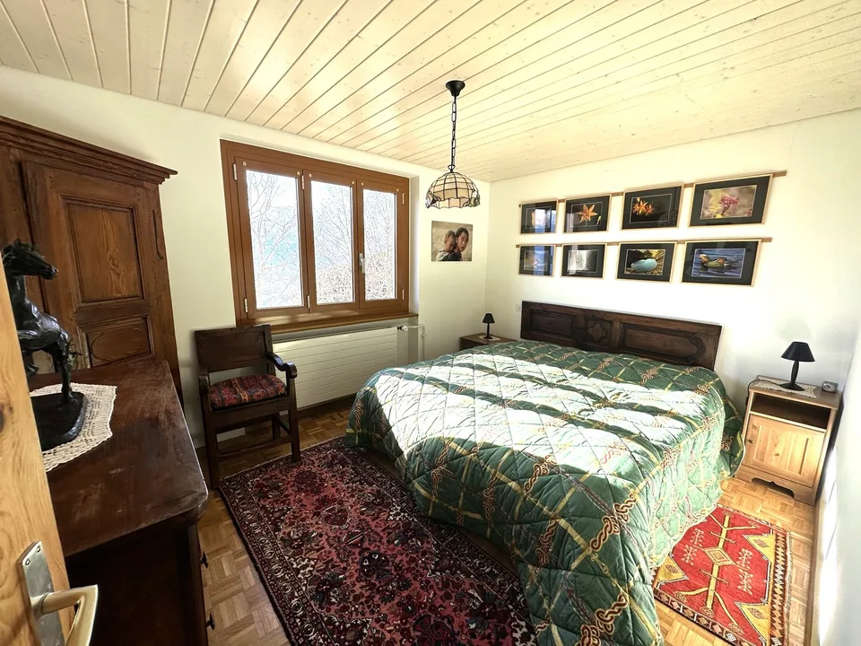 Chalet mit 2 Apartments 2,5 + 3,5 Zimmer – Foto 9 von 13