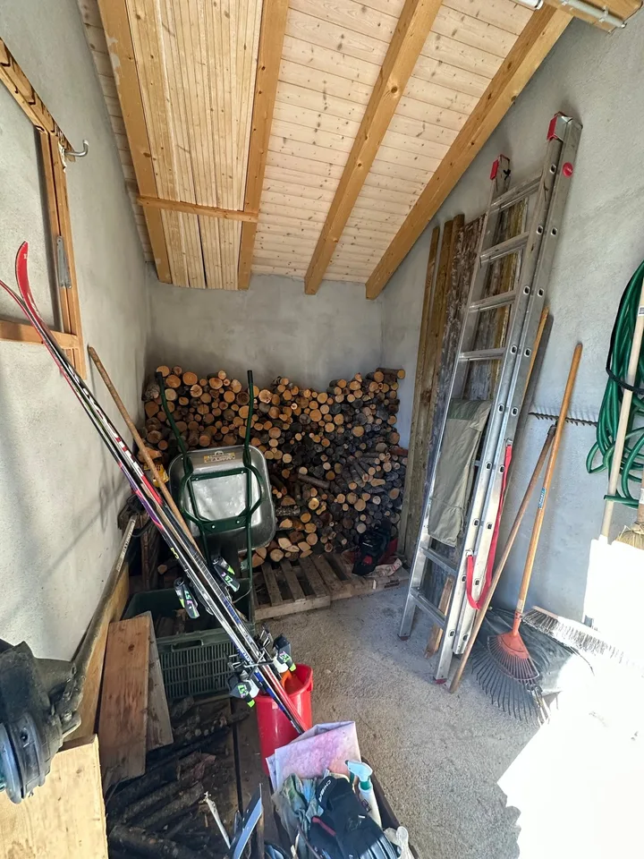 Chalet mit 2 Apartments 2,5 + 3,5 Zimmer – Foto 12 von 13