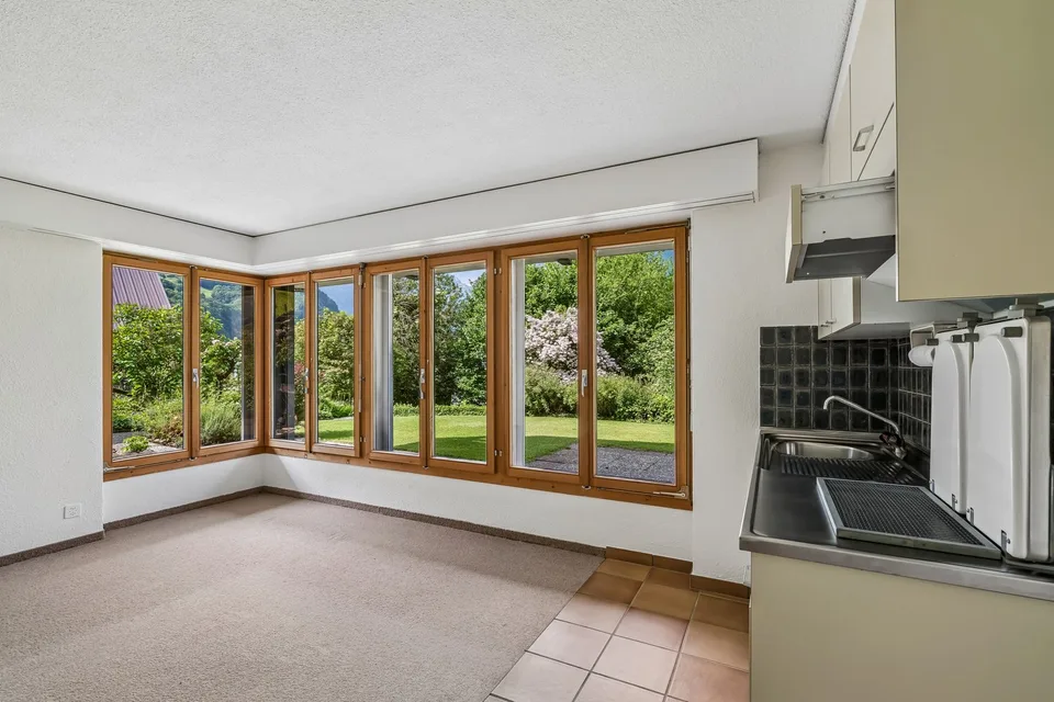 Spacieuse maison unifamiliale de 6 pièces à Mollis – vivre avec une vue panoramique – photo 15 sur 21
