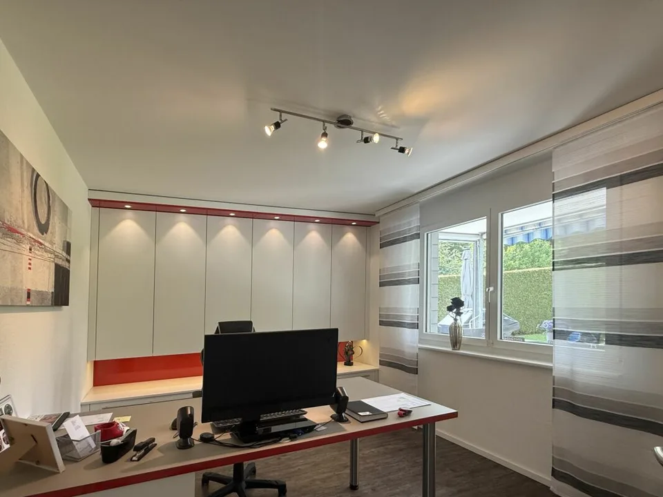 Très bien entretenu 4,5 pièces appartement avec jardin – photo 13 sur 18