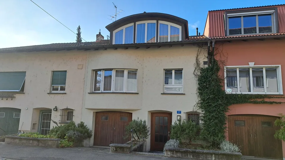 Casa a schiera ristrutturata di 5 locali con garage a Basilea