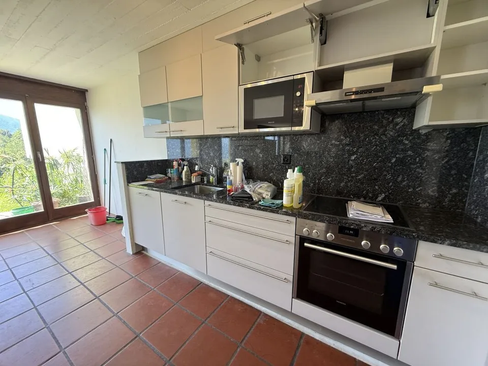 Casa unifamiliare di 4.5 locali con  1 posteggio coperto