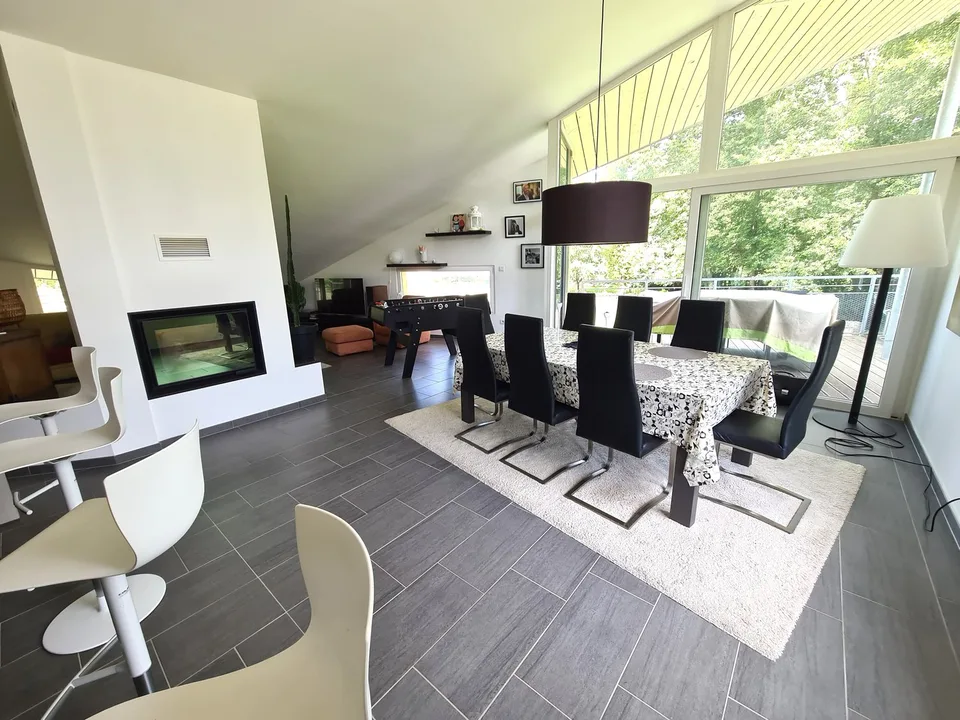 Prächtige und geräumige Villa von sehr hohem Standard mit Gewerbefläche oder anderer Nutzung – Foto 20 von 30