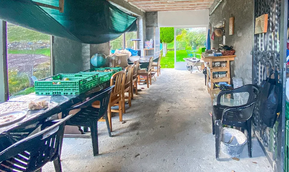 Val di Blenio. Casa tipica ticinese soleggiata, con giardino e garages – photo 22 sur 24