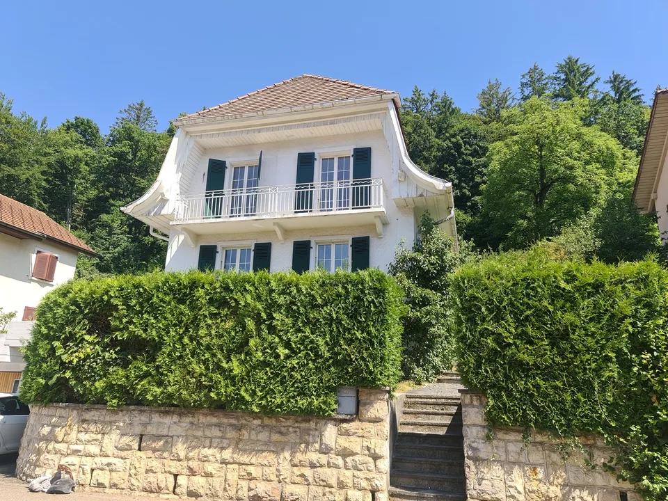GROSSA RIDUZIONE DEL PREZZO - Grande casa familiare di 7,5 locali con garage