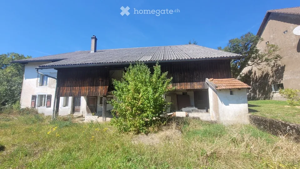 Charmante ancienne ferme à Bure (JU), terrain de 1520 m2