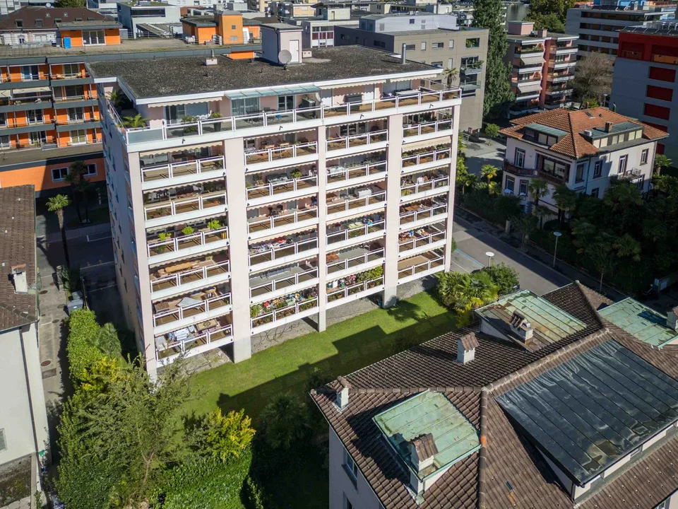 VENDESI IN CENTRO A LOCARNO - AMPIO E LUMINOSO APPARTAMENTO DI 4.5 LOCALI AL PRIMO PIANO – foto 14 di 21