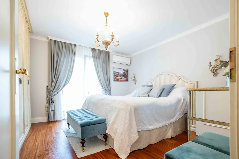 VENDESI IN CENTRO A LOCARNO - AMPIO E LUMINOSO APPARTAMENTO DI 4.5 LOCALI AL PRIMO PIANO – foto 8 di 21