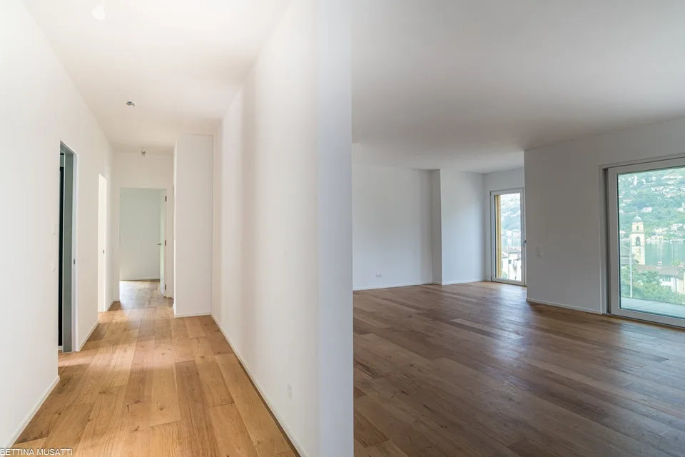 BRUSINO ARSIZIO – DACHGESCHOSS MIT SEEBLICK, CHARME, PRIVATSPHÄRE UND MÖGLICHKEIT EINES PRIVATEN GARTENS