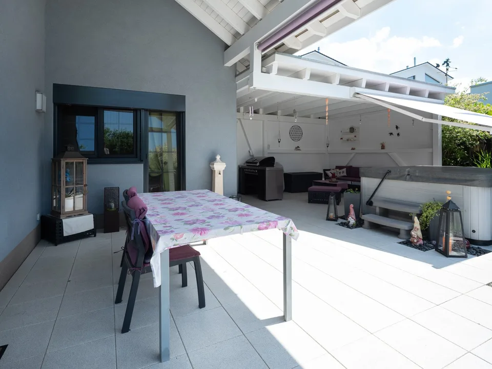 Magnifique Villa de 8 pièces à Porrentruy – Élégance et Confort – photo 8 sur 10