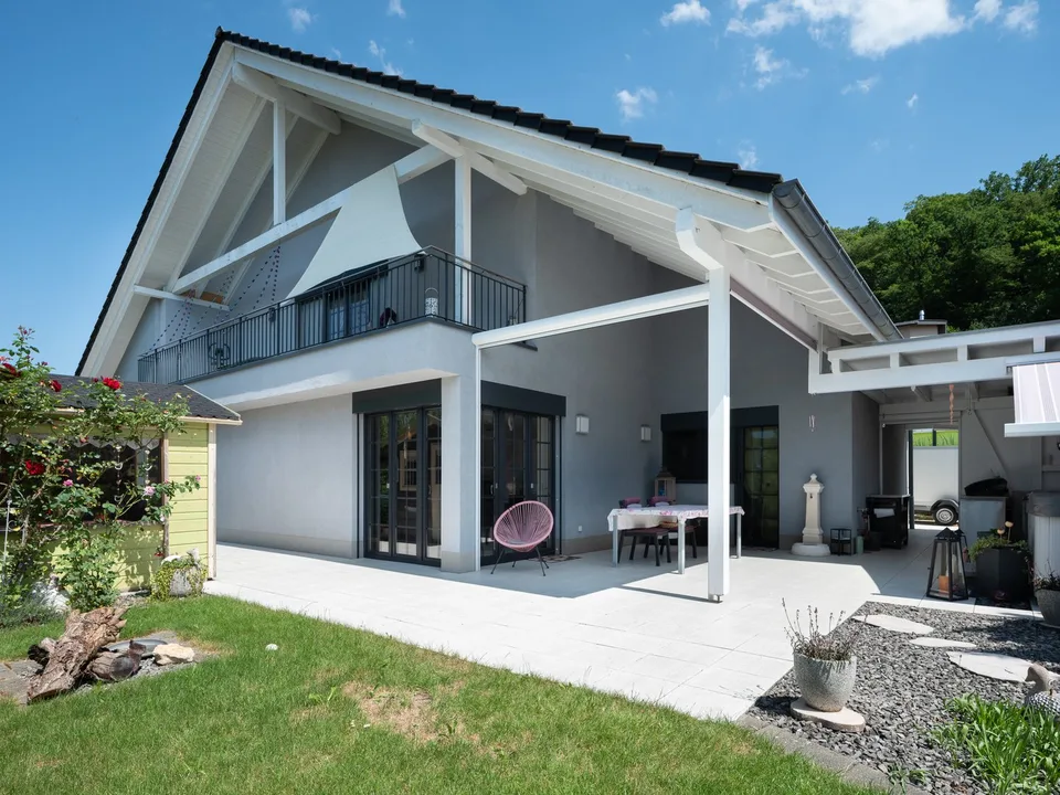 Magnifique Villa de 8 pièces à Porrentruy – Élégance et Confort
