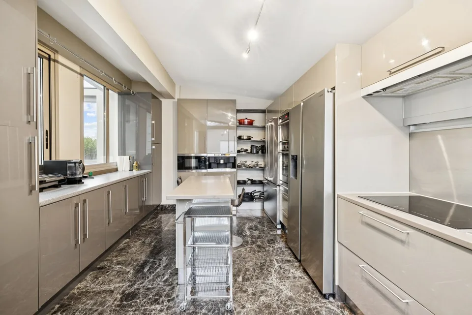 Charmantes Haus in Collonge-Bellerive – Foto 6 von 12