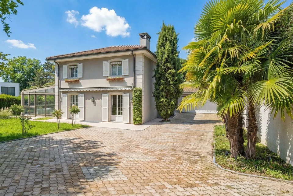 Maison de charme à Collonge-Bellerive