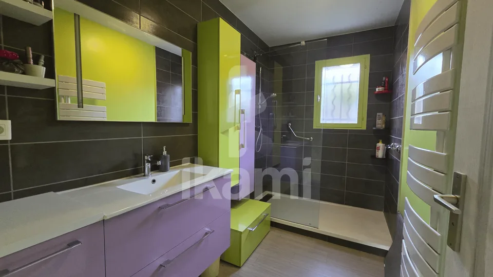 DOUSSARD Haus 6 Zimmer Flachgrundstück 1 064 m² – Foto 9 von 13
