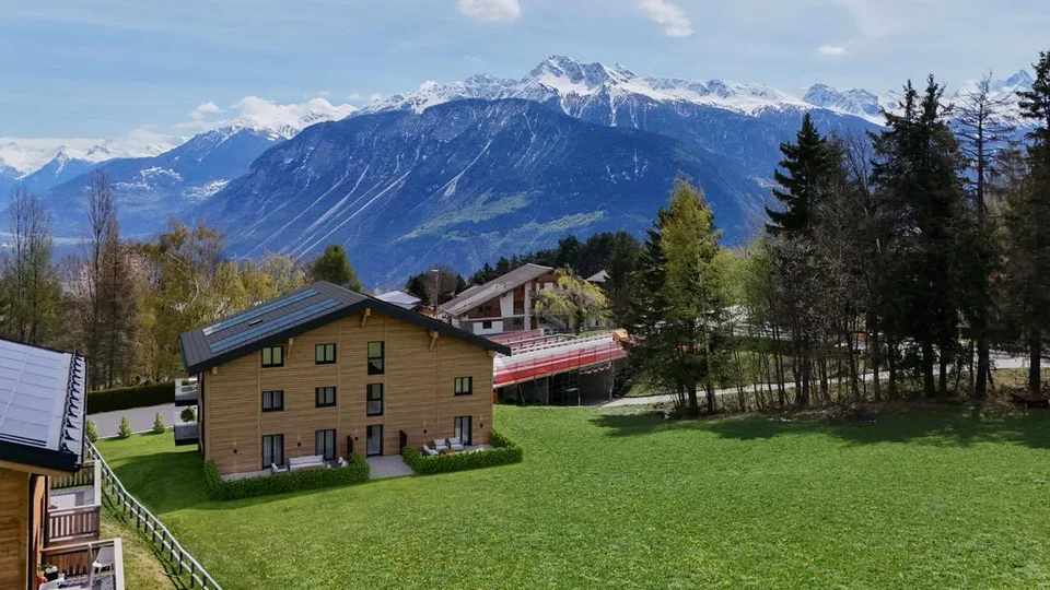 Appartement 3.5 pièces neuf avec terrasse et jardin privatif à Crans-Montana