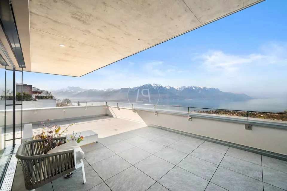 Wunderschöne moderne Penthouse mit Panoramablick in der Nähe von Montreux
