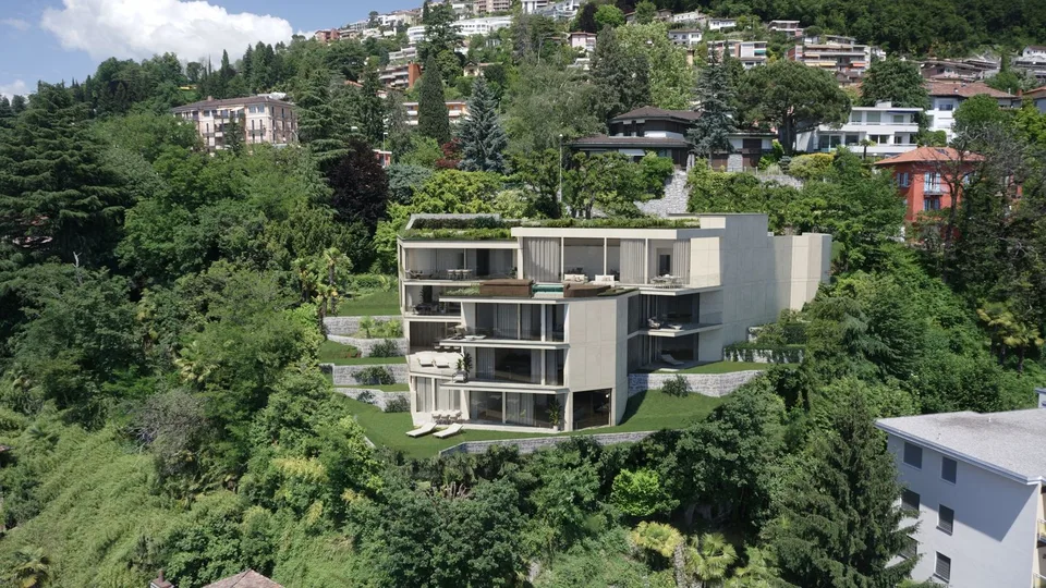 APPARTAMENTO DI LUSSO CON GIARDINO E VISTA MAGNIFICA SUL LAGO DI LUGANO
