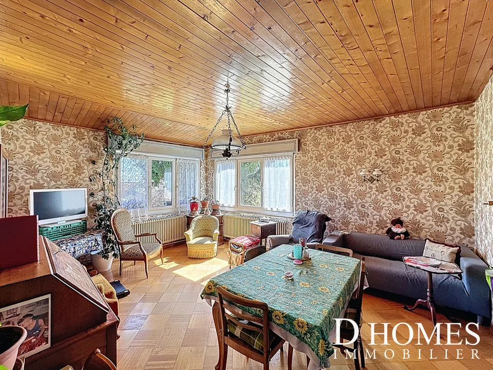 EN EXCLUSIVITÉ - Maison villageoise avec beau potentiel