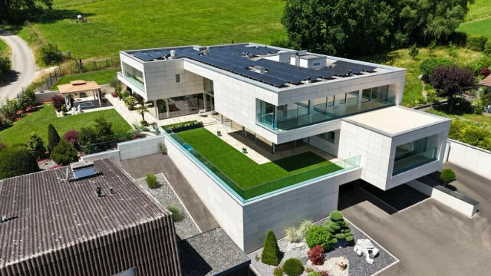 Importante baisse de prix ! ARI-245 - Villa de luxe-800 m2 habitables à 45 minutes de Bâle – photo 12 sur 12