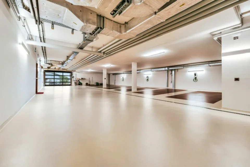 ARI-245 - Villa di lusso - 8 pezzi per 800 m2 abitabili a 45 minuti da Basilea!