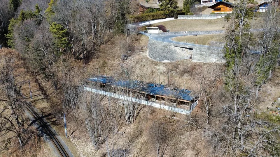 Terrain aux Posses-sur-Bex avec possibilité de construire 3 villas