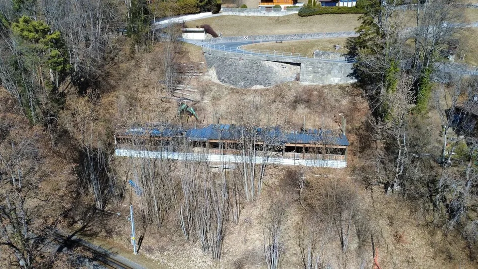 Land in Posses-sur-Bex with possibility to build 3 villas