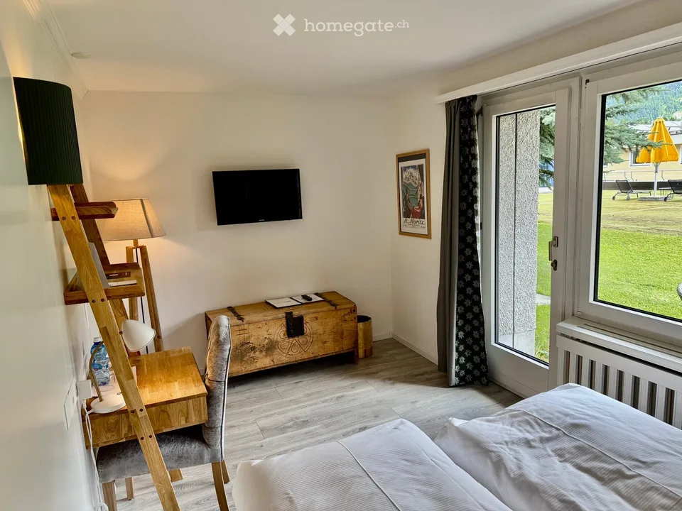Gemütliche möblierte 1-Zimmer-Wohnung in Champfèr