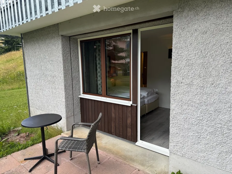Gemütliche möblierte 1-Zimmer-Wohnung in Champfèr