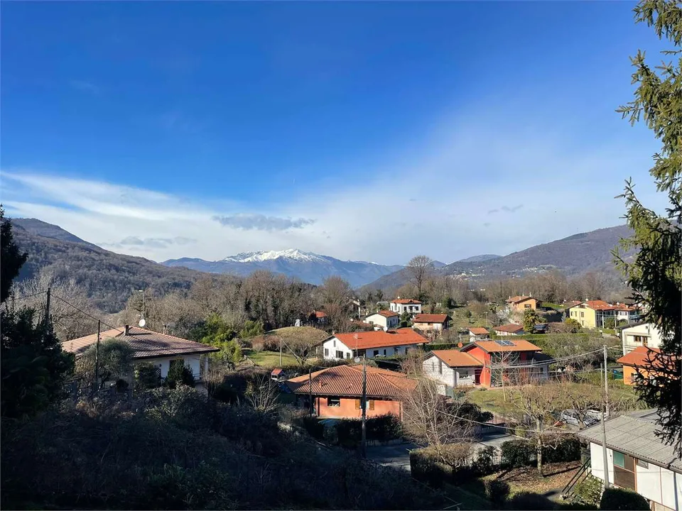 Haus im Dorf zur Renovierung in ruhiger und sonniger Lage – Foto 11 von 13