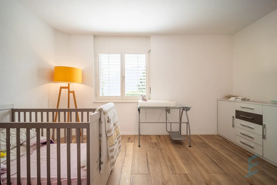 EXCLUSIVITE Splendide villa jumelée de 5 ½ pièces à Corin – Foto 10 von 13