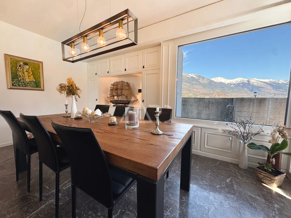 DUPLEX VON AUSSERGEWÖHNLICHER SCHÖNHEIT MIT 8.5 ZIMMERN, PRIVATLIFT UND PANORAMABLICK IN SIERRE