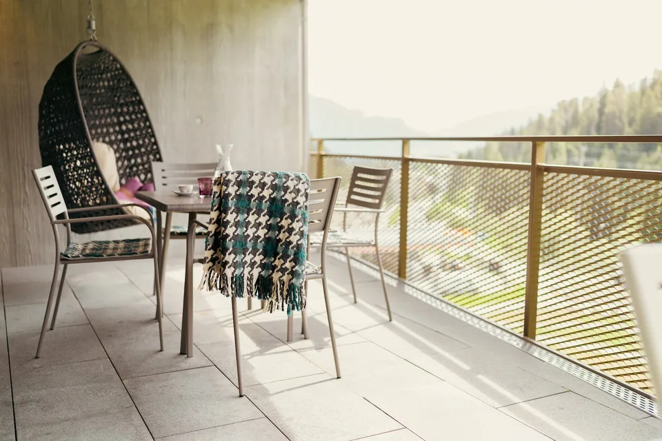 Laax 2.5-room holiday apartment with guaranteed 3% net return per year – photo 5 of 12