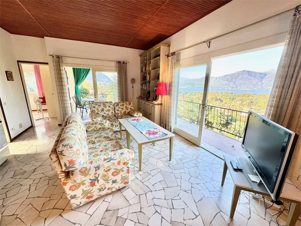 À Vendre à Porto Valtravaglia