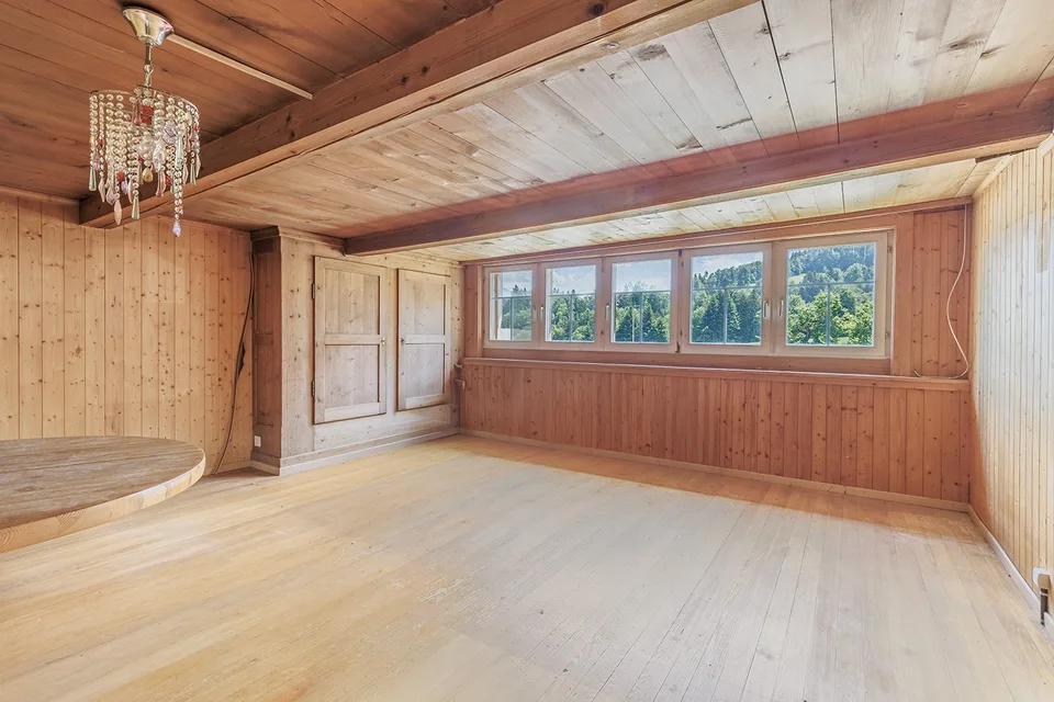 Casa Tätschdach affascinante con un Schopf e un terreno esteso