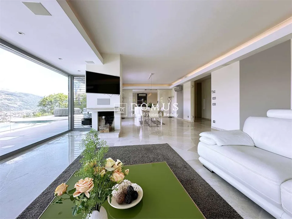 Incantevole Villa con piscina e vista mozzafiato – foto 6 di 13