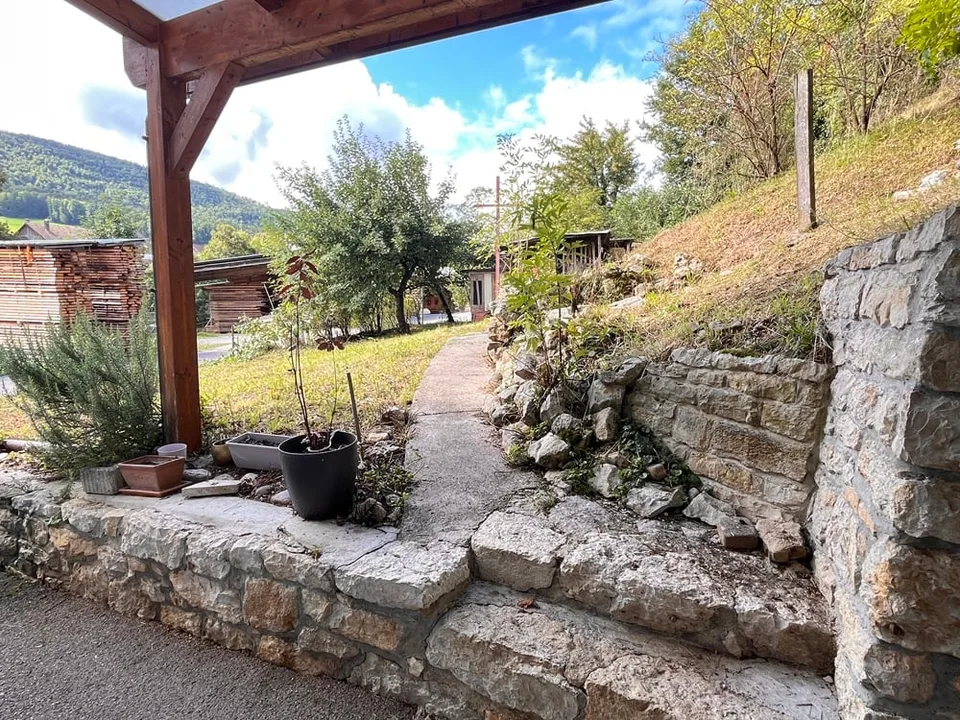 House, Vicques - 368000