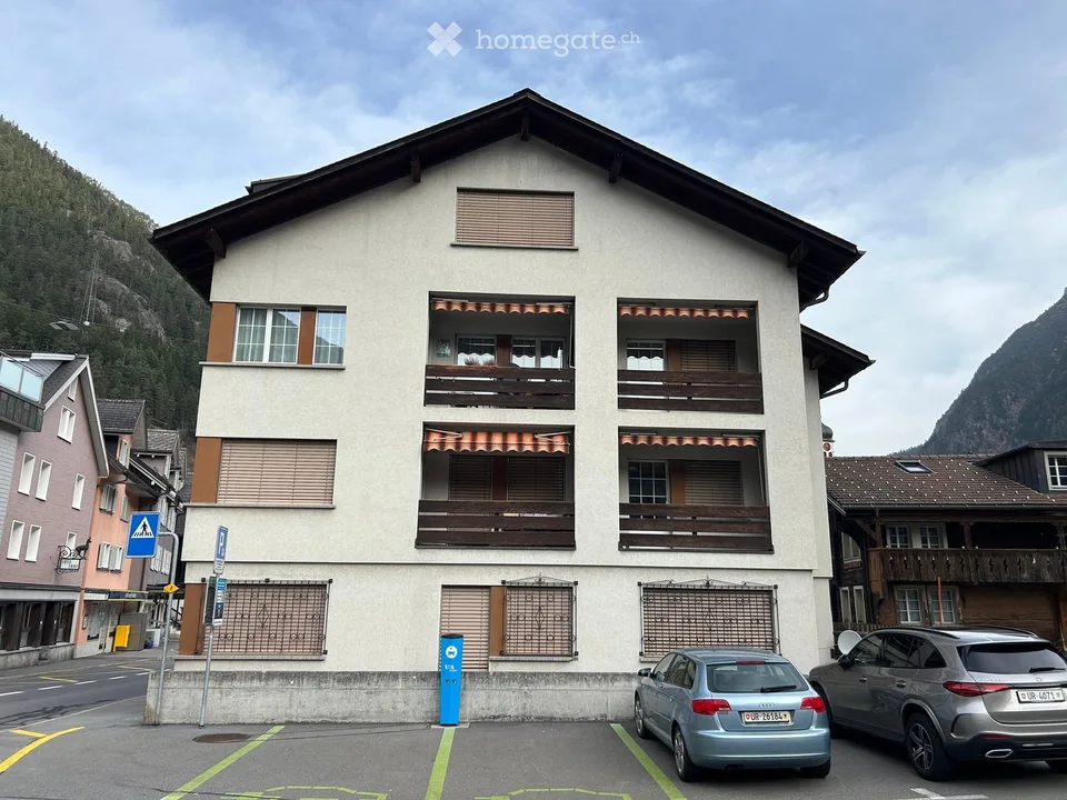 Mehrfamilienhaus in Wassen
