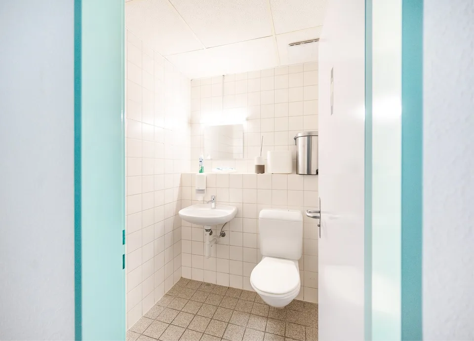Votre nouveau bureau avec espace de stockage – à un prix attractif en droits de construction – photo 8 sur 13