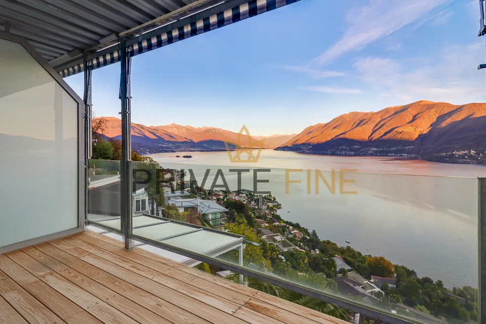 Panoramaresidenz mit Seeblick und Pool über dem Lago Maggiore (12b)