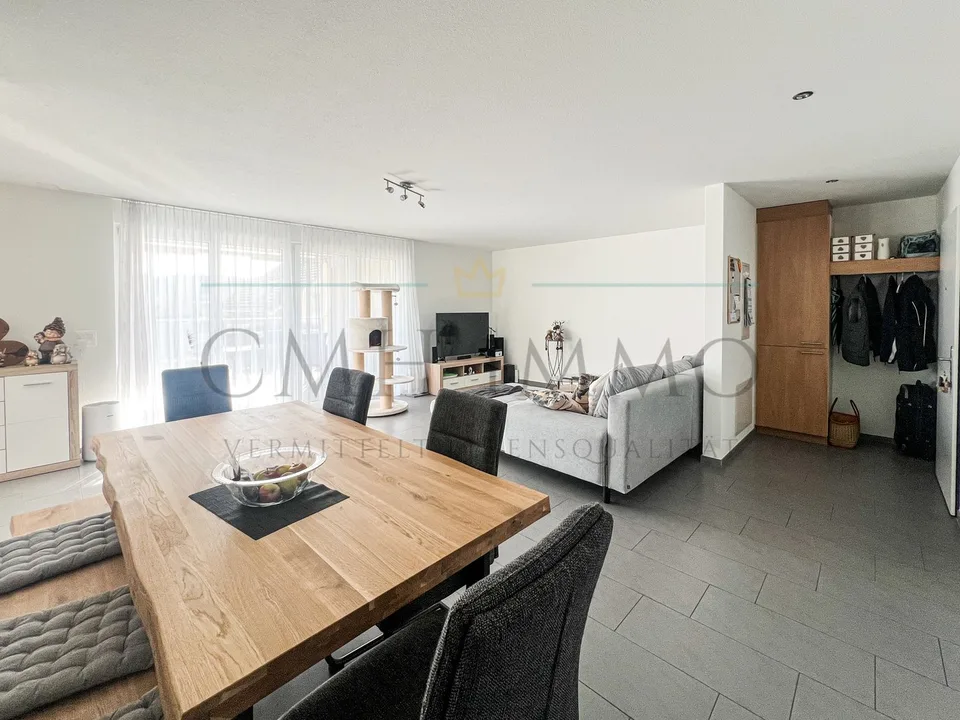 Appartamento di 3½ locali con terrazza di 68 m² – vivere nel verde con molta privacy