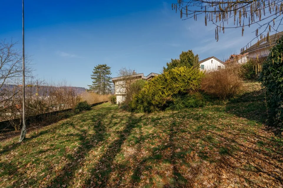 VENDUTO Terreno spazioso in una posizione idillica con molte possibilità – foto 15 di 19
