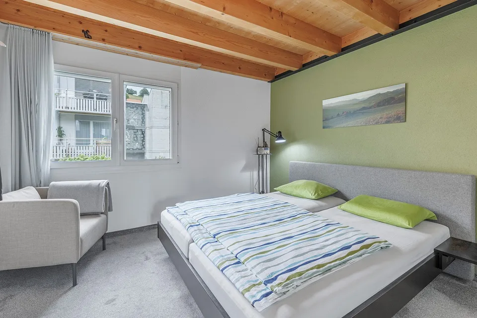 Ici commence votre nouveau chapitre - maison ensoleillée avec place assise dans le jardin – photo 6 sur 8
