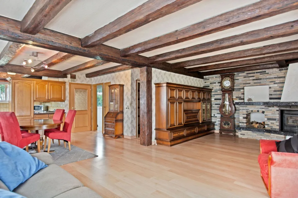 Comfortable single-family house with 6.5 rooms in Boécourt