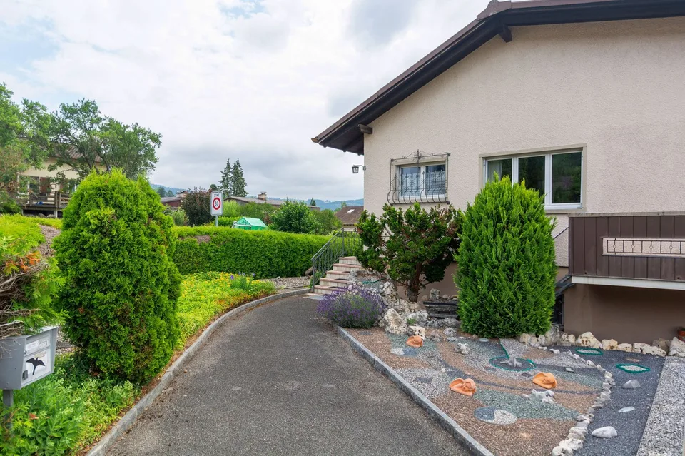 Casa individuale confortevole di 6.5 locali a Boécourt – foto 13 di 13