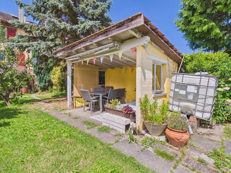 Casa storica multifamiliare nel pittoresco Erlach – Gioiello unico