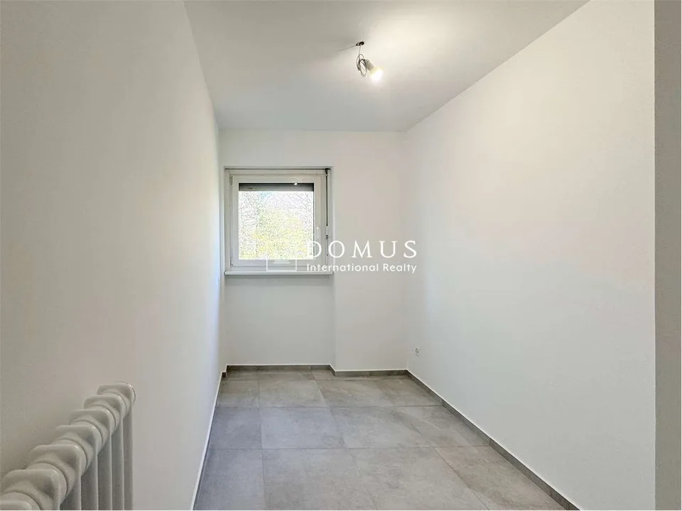 3.5 locali riattato con piscina – foto 10 di 12